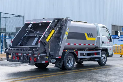 Foton Compact Garbage Truck