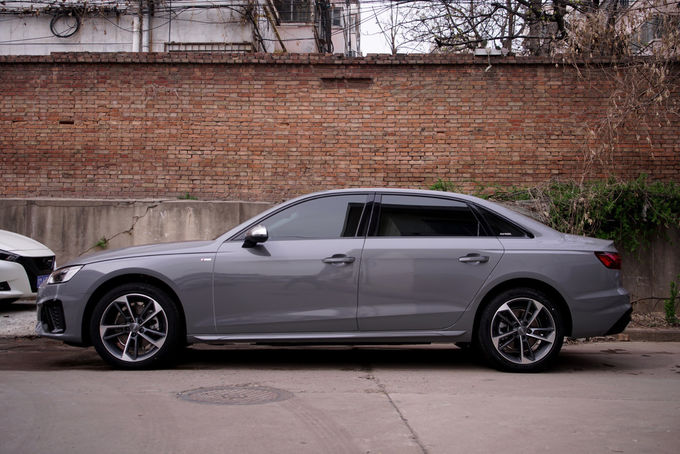 Ultra Gloss Nardo Grey Film