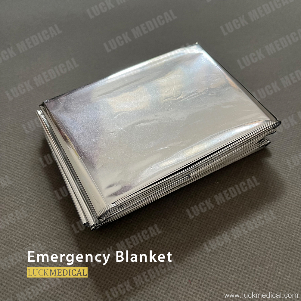 Emergency Foil Blanket First Aid Use