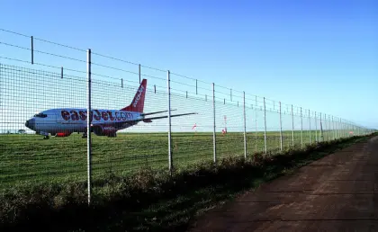 Perimeter Security Welded Mesh Airport Fence