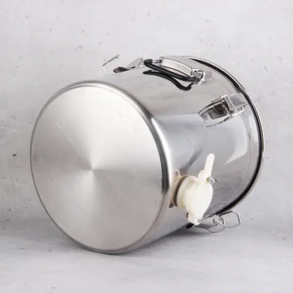 Stainless Steel Honey Storage Container with Honey Gate