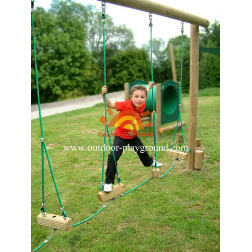 Pasos columpios al aire libre Balance Playground para niños