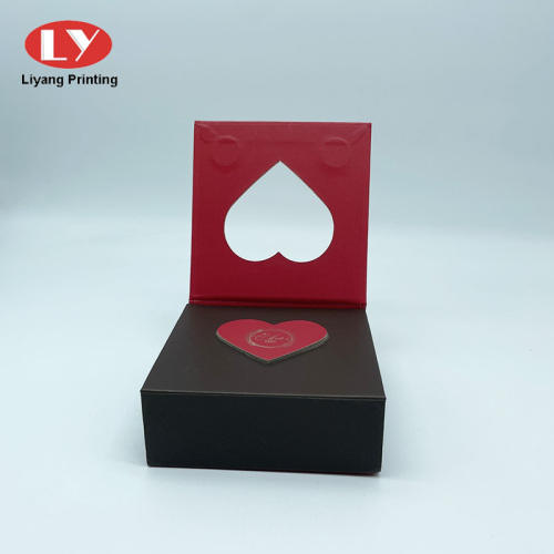 Custom Magnetic Paper Chocolate Truffle Packaging Boxes