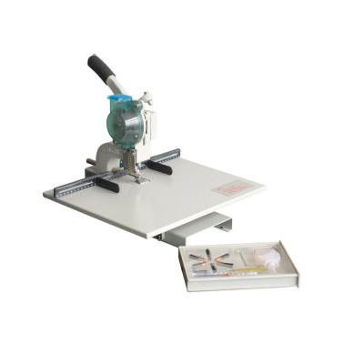 manual single head eyelet machine