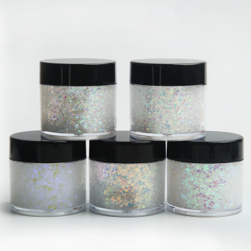 Feestmake -up: Festival Face, Eye, Hair &amp; Body Glitter Gel met heldere gel
