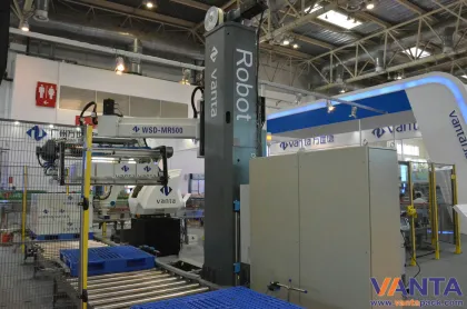 Industrial Robotic Palletizer , Robotic Palletizing For Cases
