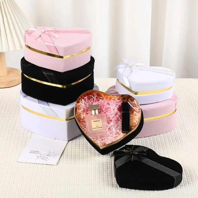 High Quality Heart Shape Metal Tin Chocolate Cookie Tin Candy Christmas Tin Can Gift Packaging Box China Factory Wholesale Hot Stamping Paper Gift Box