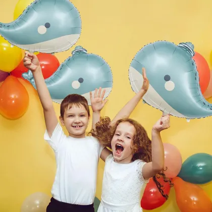 Whale aluminum foil balloon