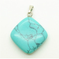 Pendentif en forme de losange turquoise