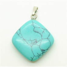 Pendentif en forme de losange turquoise