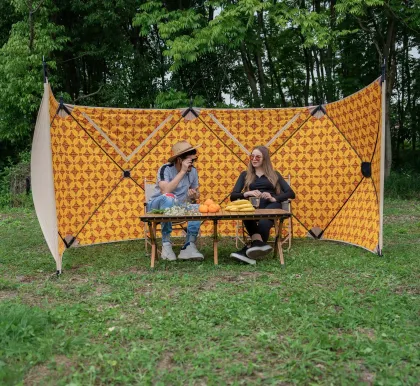 Customized Garden Wind Blocker Foldable Wind Screen Fence for Camping in the Middle East