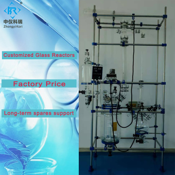 Laboratoryjny system reaktorów szklanych dostosowany do potrzeb chemicznych