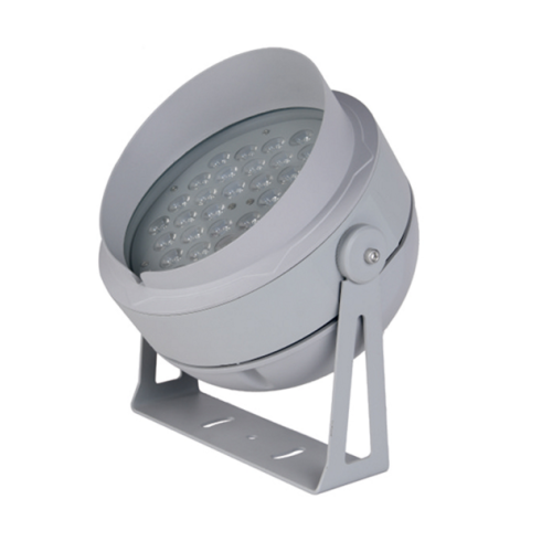 Outdoor LED floodlight with high protection level
