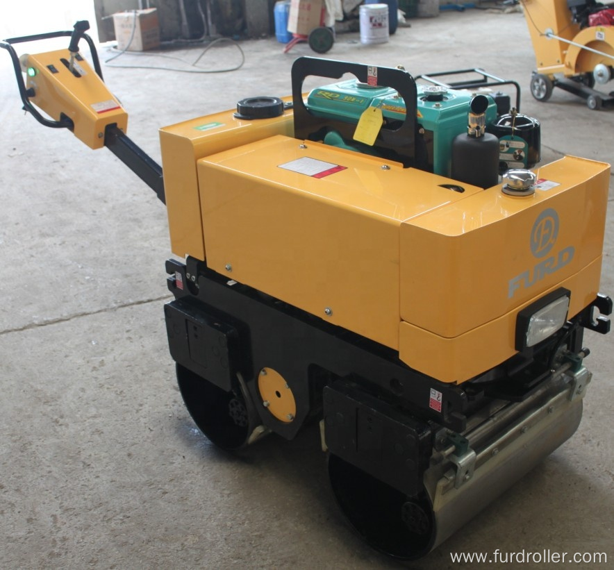 Walk behind water-cooled diesel engine road roller compaction FYL-800CS