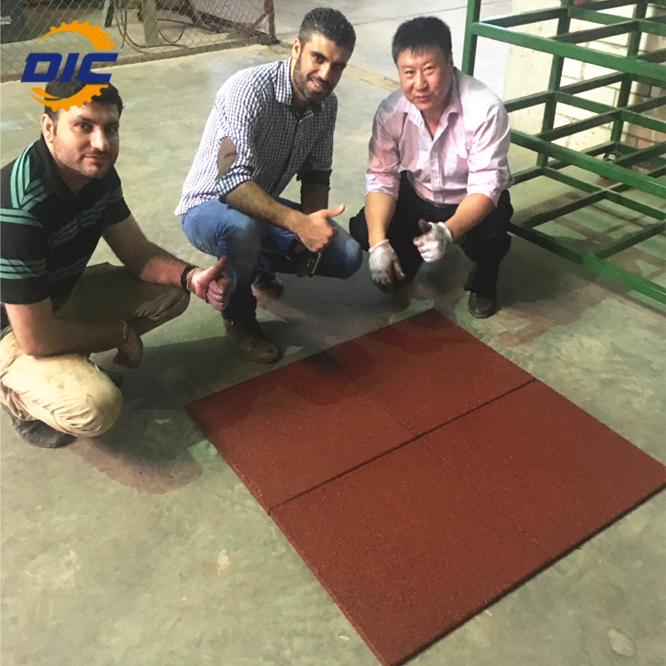 Rubber Tile Making Machine