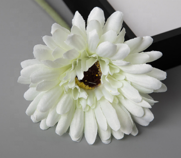 Wholesale Artificial Daisy and Silk Gerbera Flowers for Wedding Decor