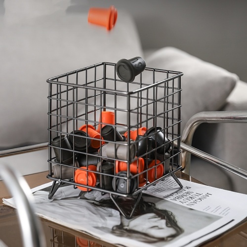 Wire mesh capsule storage basket