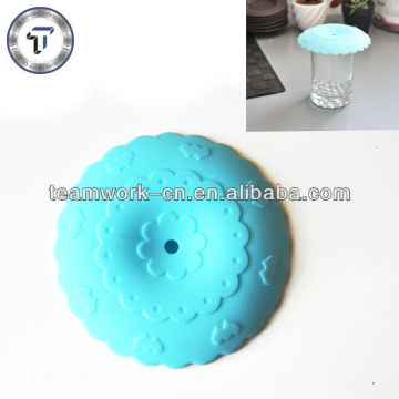 Promotional gifts travel mug silicone sleeve lid