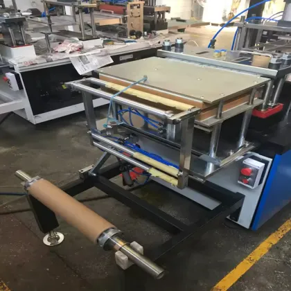 High-Speed Automatic Production of Disposable Plastic Cups with Heavy Factory Machinery Thermoforming Machines