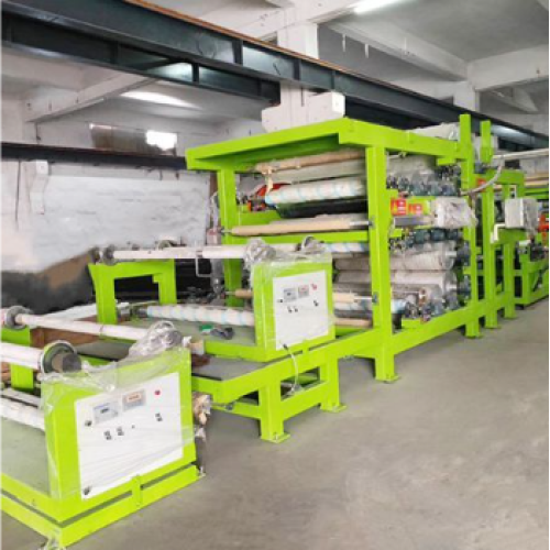 Машина из ламинирования комбината