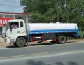 Uso de caminhão tanque de água Dongfeng 15m3 no Iraque