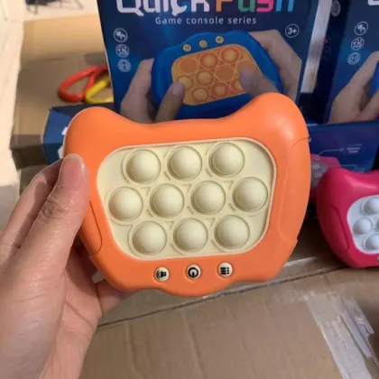 Bubble Decompression Breakthrough Puzzle Game fast fun electronic sensory game Quick push Pop fidget toy