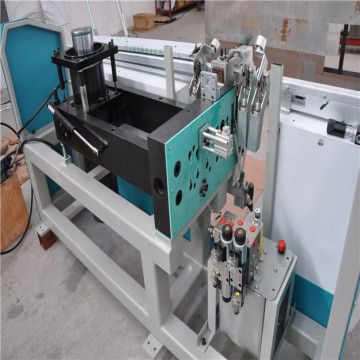 Machine automatique d&#39;extrudeuse de butyle