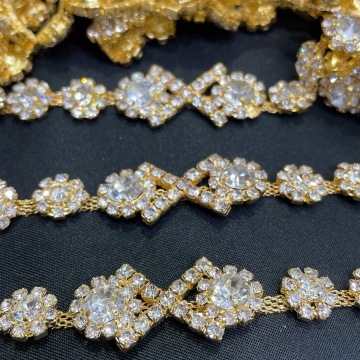 Gold Crystal Rhinestone Trim Applique for Wedding Dresses: Adding Elegance to Your Special Day