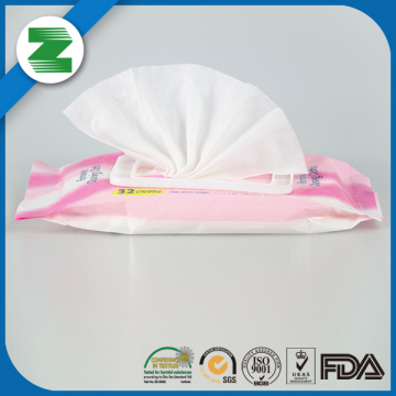 Soothing for sensitive skin wet feminine clean wipes