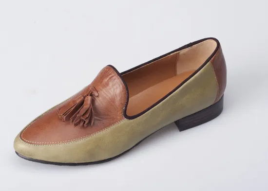 Cow Suede Womens Leather Flat Shoes For Walking And Shopping