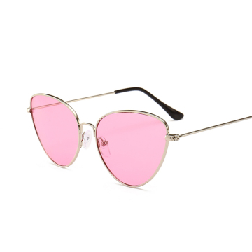2021 METAL Men Gafas Cateye Black Triangle Cat Eye Gafas de sol para mujeres