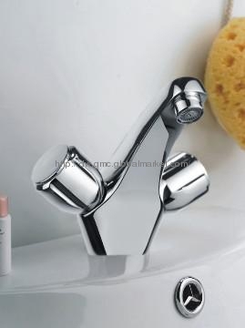 33 Series Two handles high quality brass washbasin Deck Mounted Faucet
