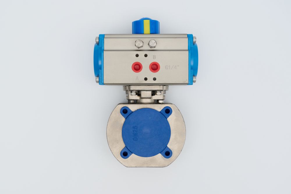 Pneumatic wafer ball valve