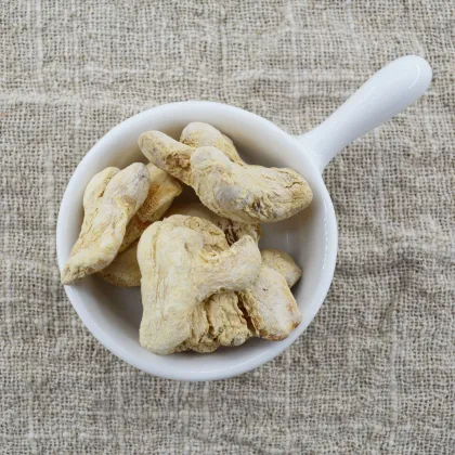 Dehydrated and air-dried whole ginger