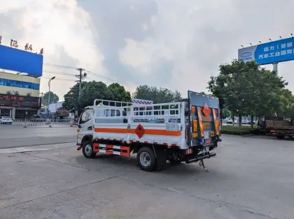 4x2 Cylinder carrier truck of dangerous goods