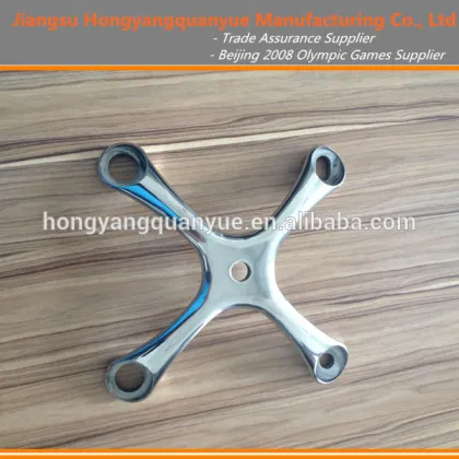 Glass spiders with swivel fittings