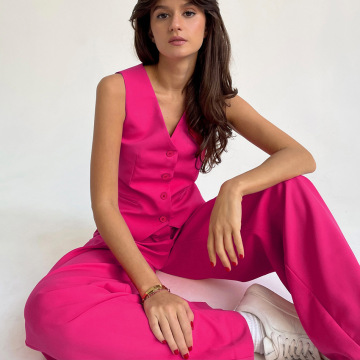 Gestro pulsante di moda primavera estivo e pantalone a gamba larga set per le donne pendolari per pendolari