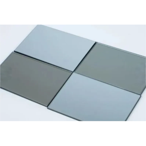 Vidro AG resistente a arranhões para maior visibilidade da tela