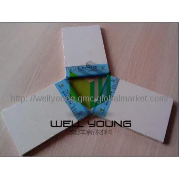 Glass magnesium board