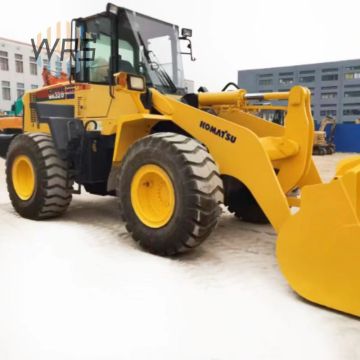 Gebruikte Komatsu WA320 -wiellader te koop
