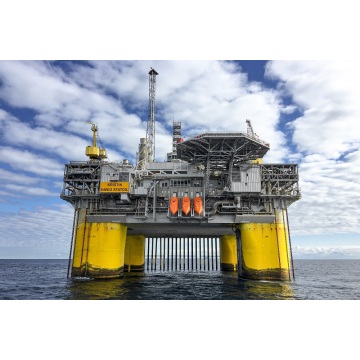 Reparos e manutenção da plataforma de operação offshore global