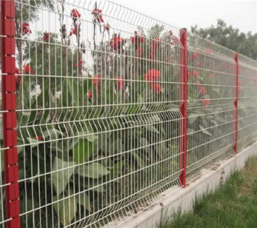 coated 3D curved welded mesh fence