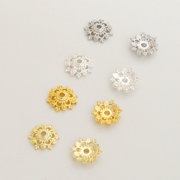 Capas de cuentas de latón chapadas en oro de 18k - cuentas de nubes auspiciosas de estilo chino Diy Hollow