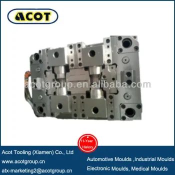 2013 Cheap China plastic tooling for auto parts