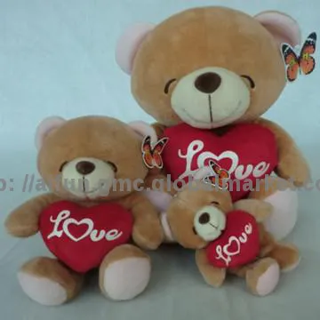 Soft Bear hugging love heart, the Valentine toy for girlfriend
