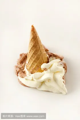 Crispy corn puff snacks food