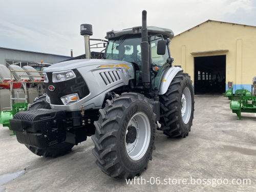 Big Discount China 150HP 4WD Farm Tractor with A/C Cabin