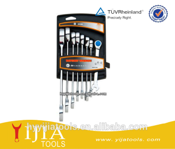 Vehicle repair spanner set