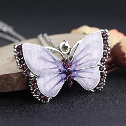Wholesale Fashion Alloy Necklace: Retro Diamond Butterfly Necklace for Women