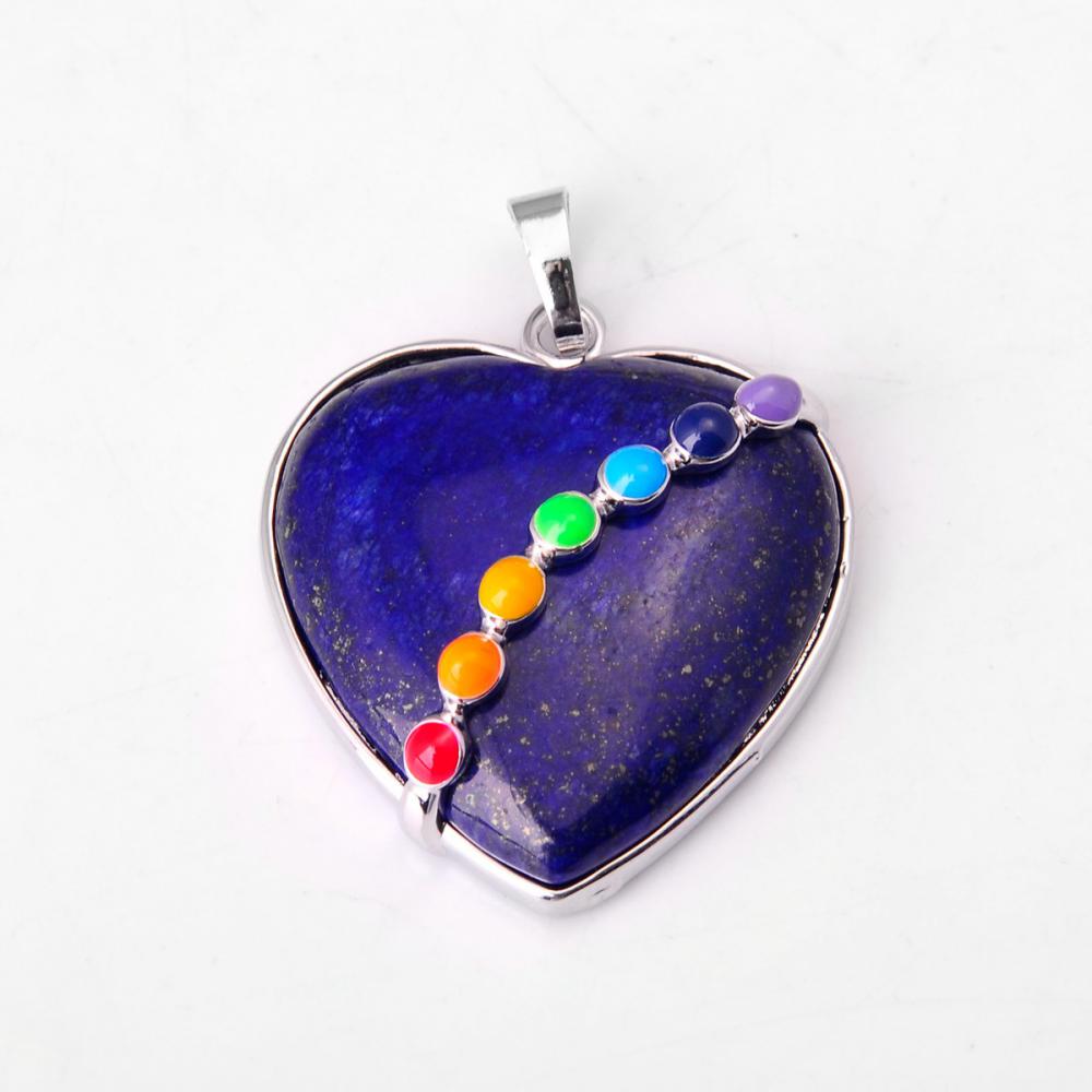 Pendentif en forme de coeur en lapis-lazuli et sept pierres chakras